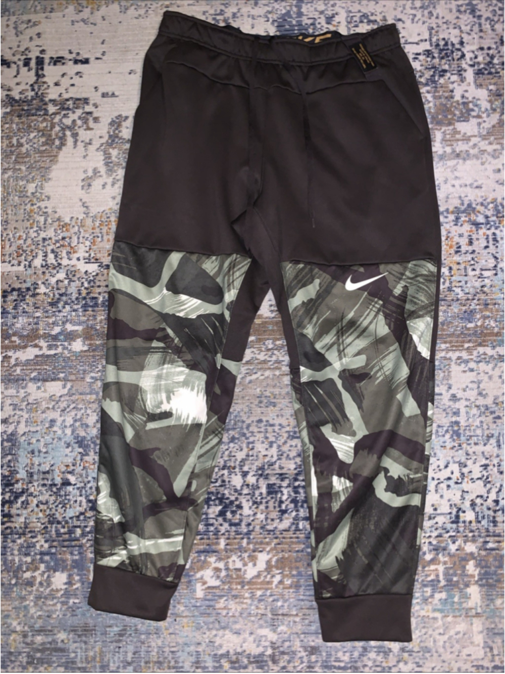 Nike Cascade Brushstroke Camo Therma-Fit Men’s Brown Fleece Joggers Size XL USED